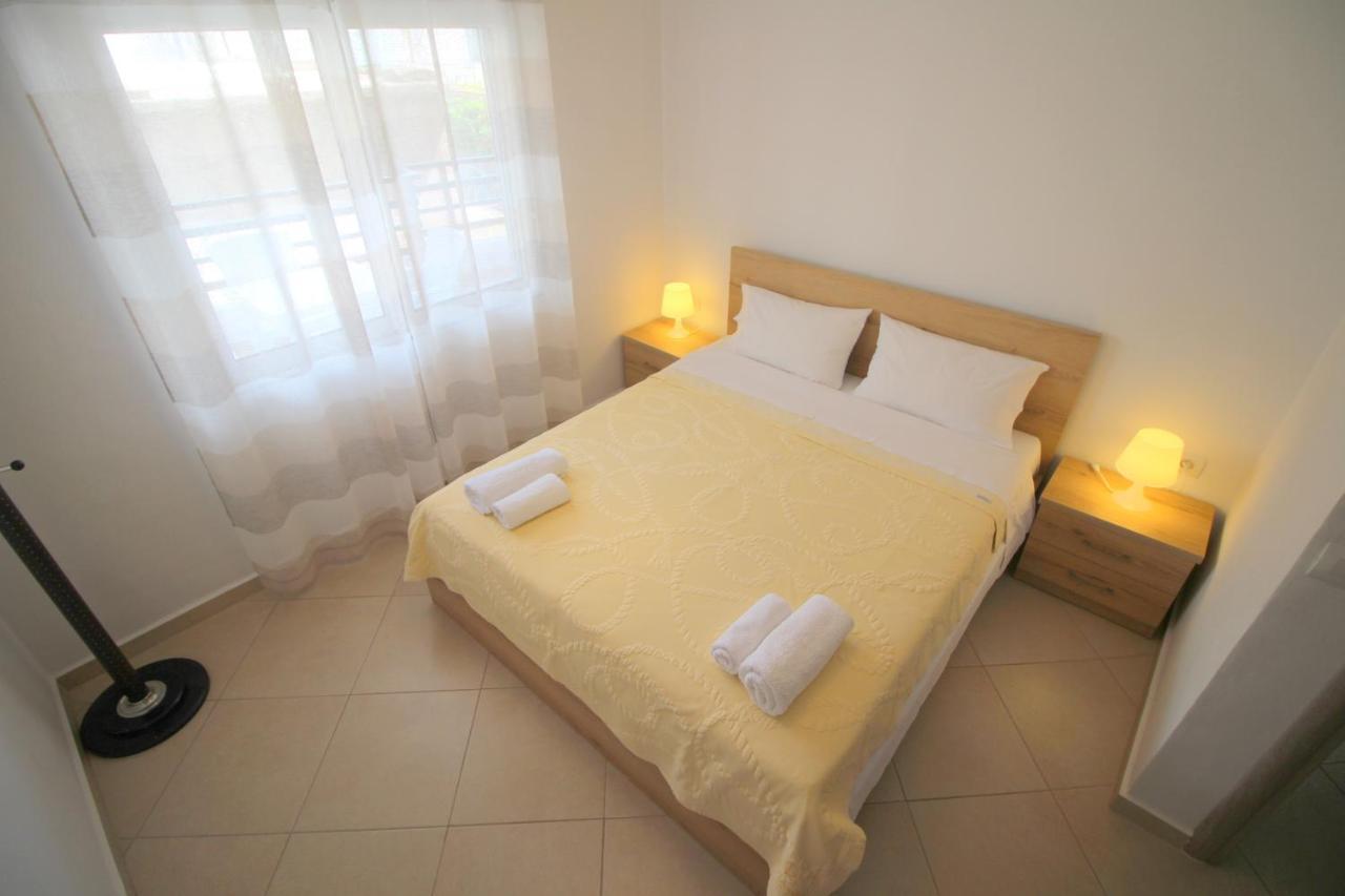 Kosta'S City Apartment Sarande Exterior photo